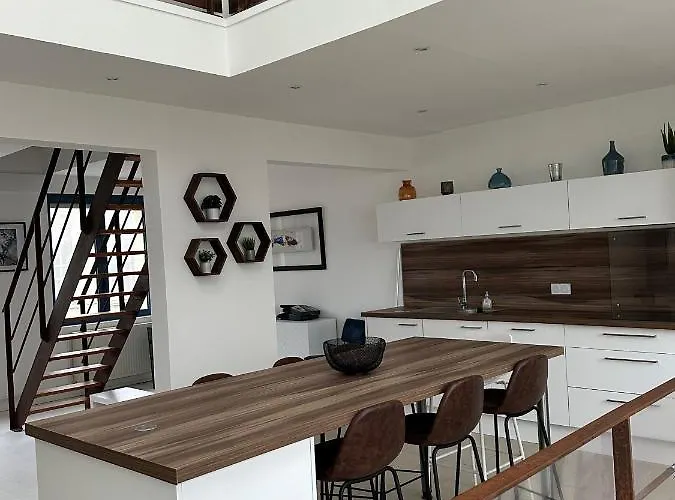 L'atelier Du Peintre *